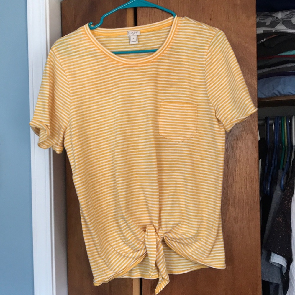 Yellow stripe tie front t shirt